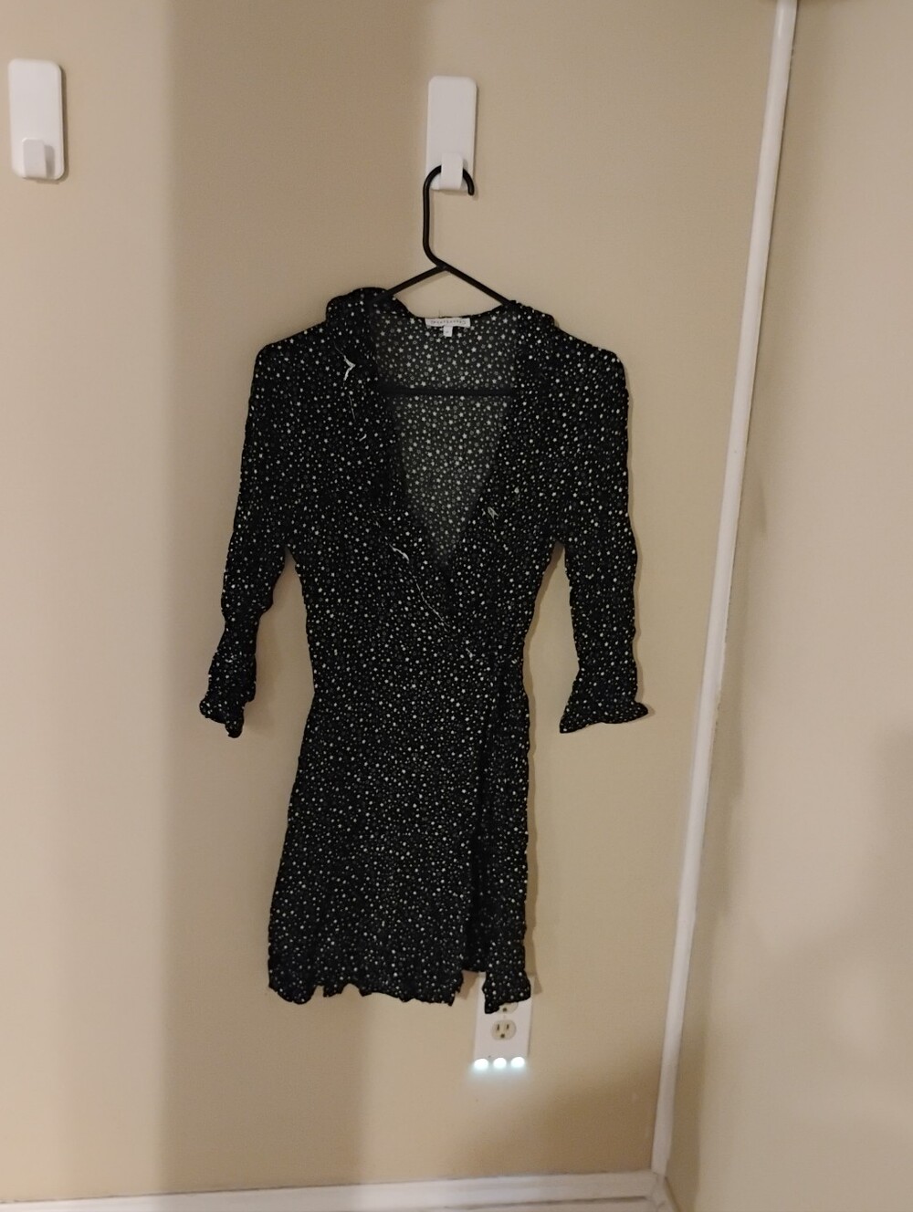 Warehouse Star Print Ruffled Mini Wrap Dress Sz 6 US